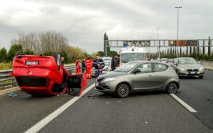 Wissen Erste Hilfe Unfall Auto